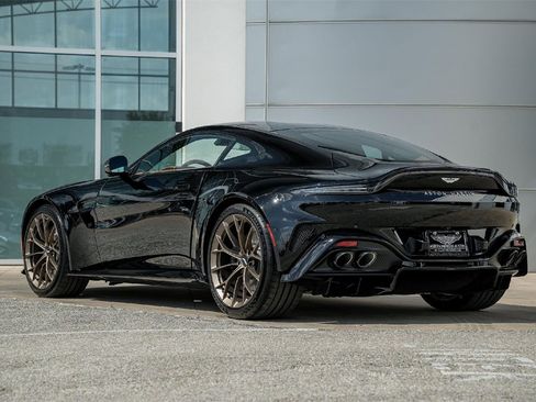 New 2025 Aston Martin V8 Vantage Coupe image 11
