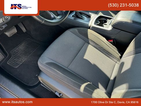 Used 2020 Dodge Charger SXT image 9