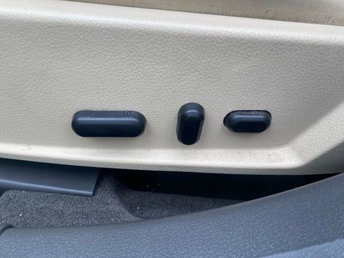 Used 2010 Lincoln MKZ FWD image 15
