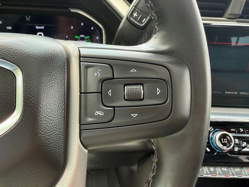 Used 2025 GMC Sierra 3500 Denali w/ Denali Reserve Package AWD/4WD image 30