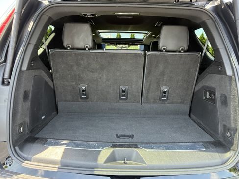Used 2023 Cadillac Escalade Sport AWD/4WD image 13