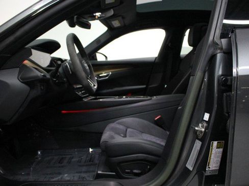 Used 2023 Audi e-tron GT Premium Plus image 7