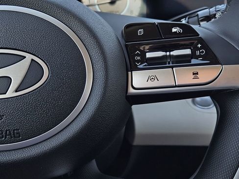 New 2026 Hyundai Elantra Limited image 30