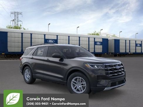 New 2026 Ford Explorer Active AWD/4WD image 1