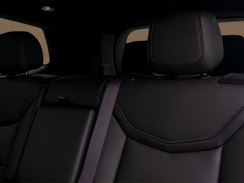 New 2025 Cadillac XT6 Luxury image 16