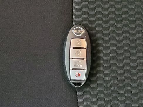 Used 2020 Nissan Sentra S FWD image 32