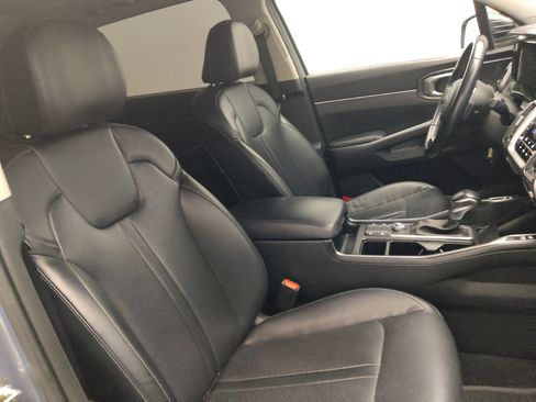 Used 2021 Kia Sorento S w/ Panoramic Sunroof Package image 21