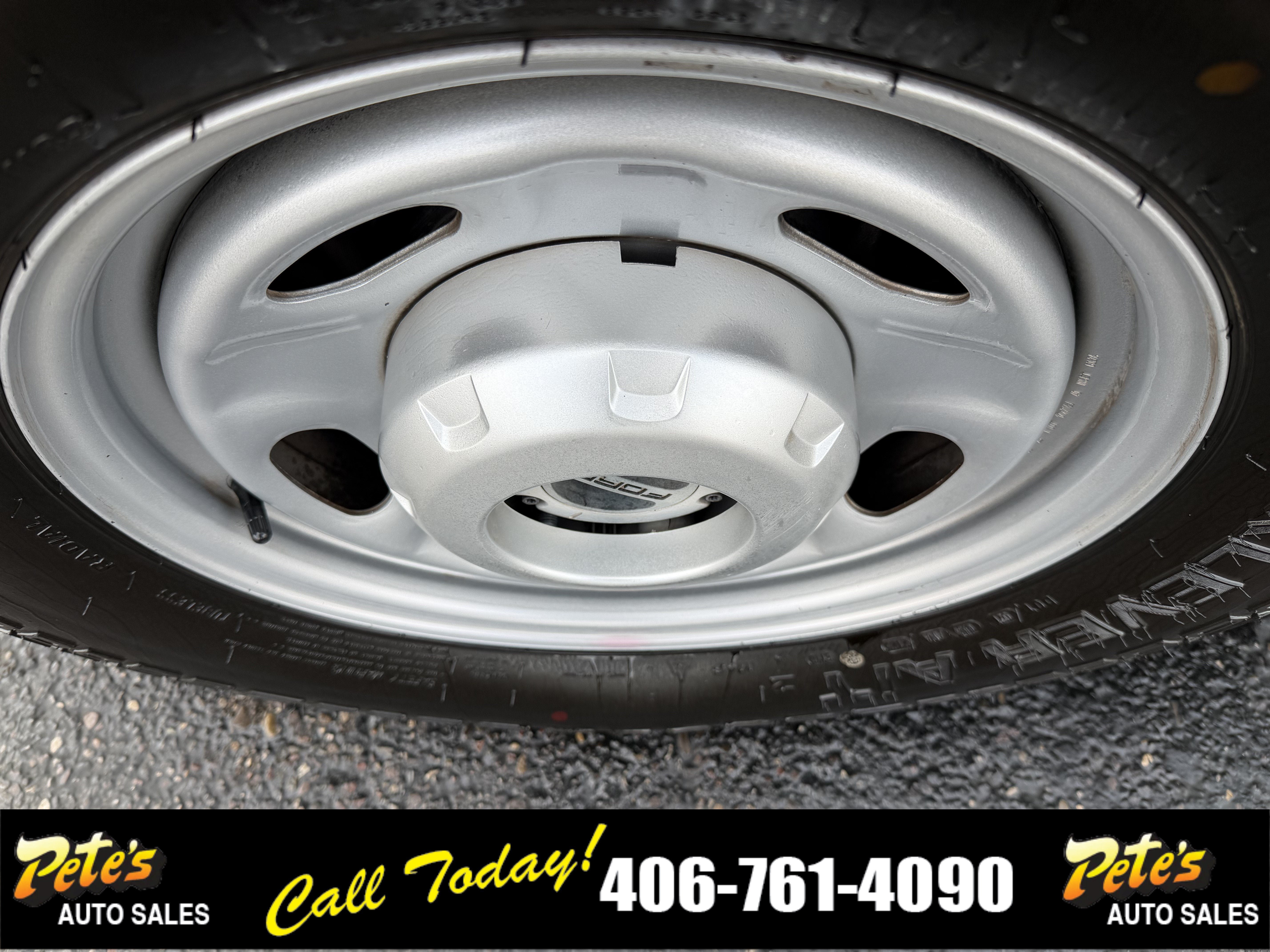 Used 2022 Ford F350 XL w/ Power Equipment Group AWD/4WD image 15