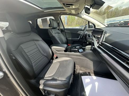 Used 2025 Kia Sportage SX Prestige AWD/4WD image 32