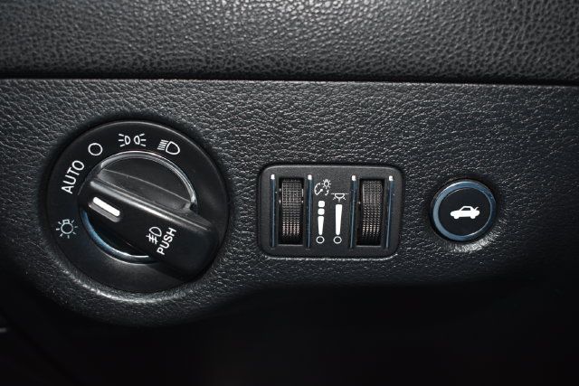 Used 2017 Chrysler 300 S RWD image 21