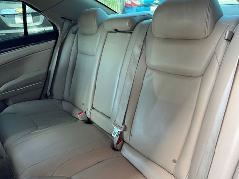 Used 2013 Chrysler 300 RWD image 17