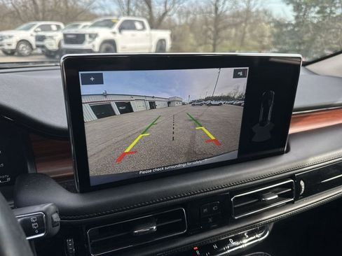 Used 2023 Lincoln Nautilus Reserve w/ Monochromatic Package image 17