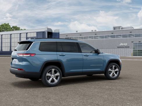New 2026 Jeep Grand Cherokee L Limited AWD/4WD image 4