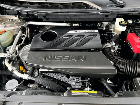 Certified 2025 Nissan Rogue Platinum w/ Platinum Premium Package image 31