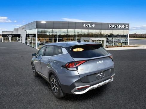 Used 2023 Kia Sportage EX FWD image 5