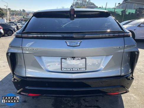 Used 2024 Cadillac Lyriq Sport image 4