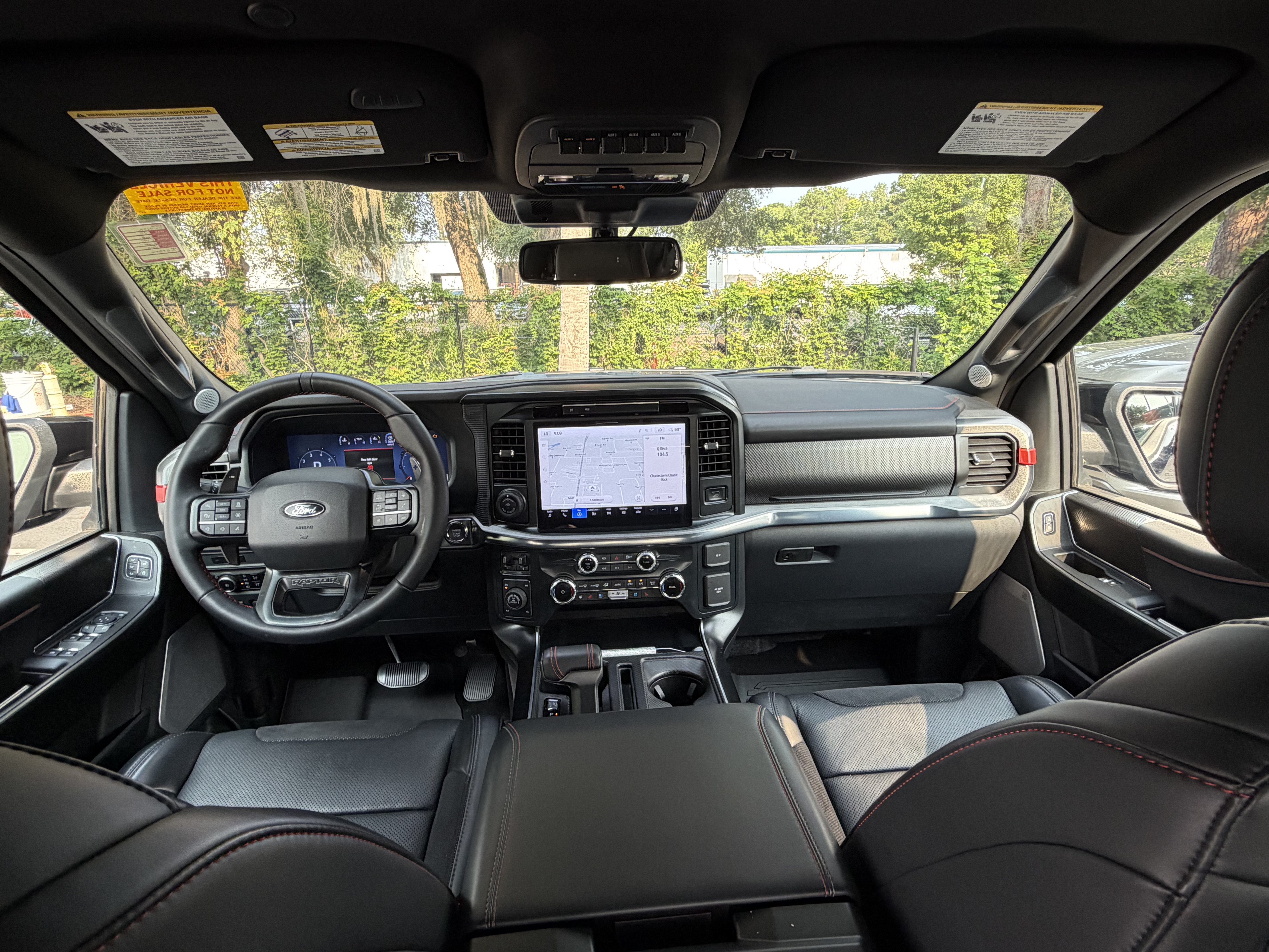 Used 2025 Ford F150 Raptor AWD/4WD image 36