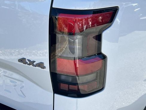 New 2026 Nissan Frontier SV w/ Tow Package AWD/4WD image 13