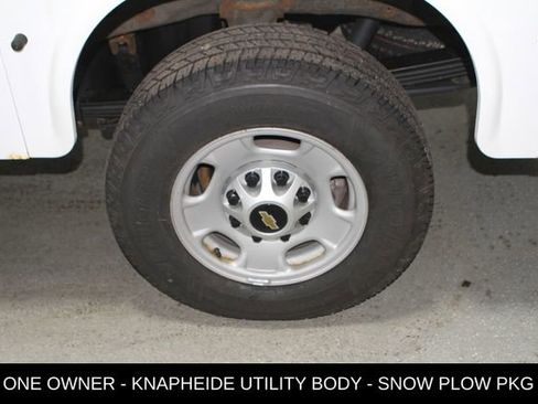 Used 2021 Chevrolet Silverado 2500 W/T w/ WT Convenience Package AWD/4WD image 11
