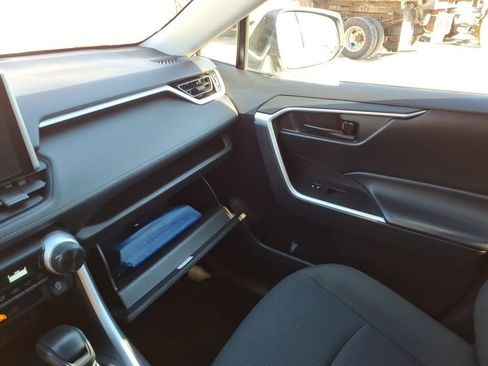 Certified 2023 Toyota RAV4 LE AWD/4WD image 25