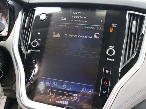 Used 2025 Subaru Outback Premium AWD/4WD image 26