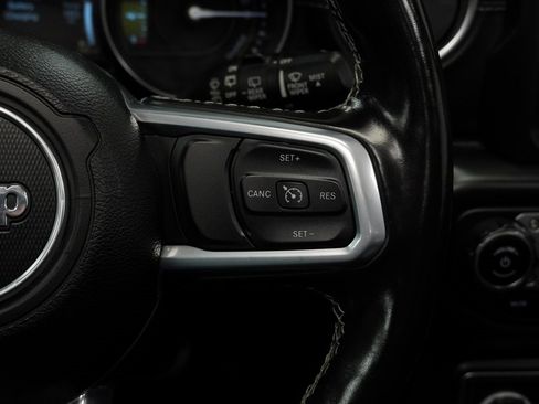 Certified 2021 Jeep Wrangler Unlimited Sahara w/ Cold Weather Group image 43