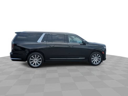 Certified 2023 Cadillac Escalade ESV Premium Luxury Platinum AWD/4WD image 9
