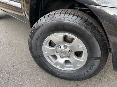 Used 2010 Toyota Tacoma 4x4 Double Cab image 48