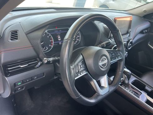 Used 2024 Nissan Sentra SR w/ SR Premium Package FWD image 9