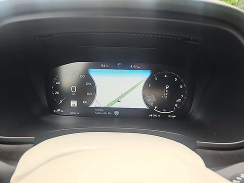 Used 2018 Volvo V90 T6 Cross Country w/ Convenience Package AWD/4WD image 19