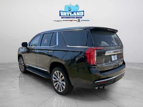 Used 2021 GMC Yukon Denali image 3