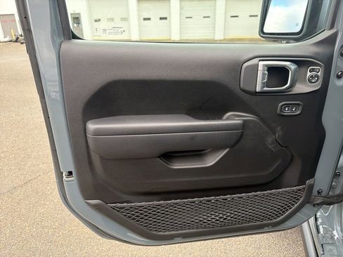 Used 2024 Jeep Wrangler Willys 4xe image 11