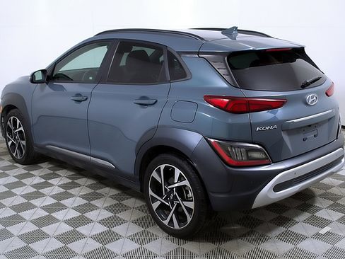 Used 2022 Hyundai Kona Limited image 9