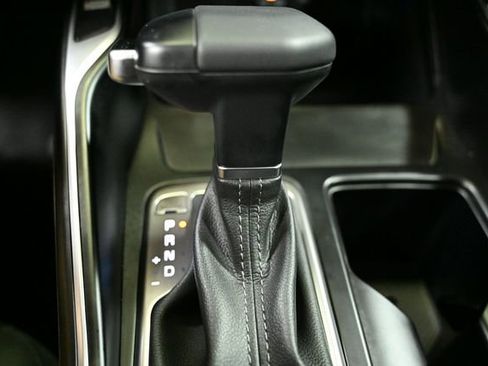 Used 2025 Kia Sorento S image 30