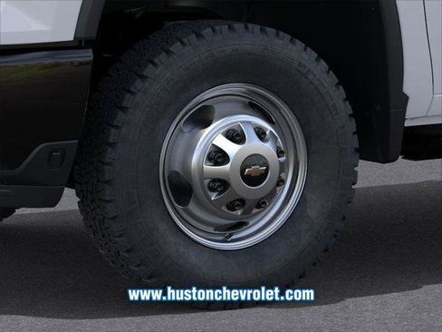New 2026 Chevrolet Silverado 3500 W/T AWD/4WD image 9