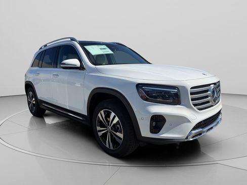 New 2026 Mercedes-Benz GLB 250 4MATIC image 7