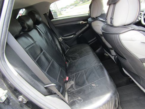 Used 2009 Toyota Matrix FWD image 6