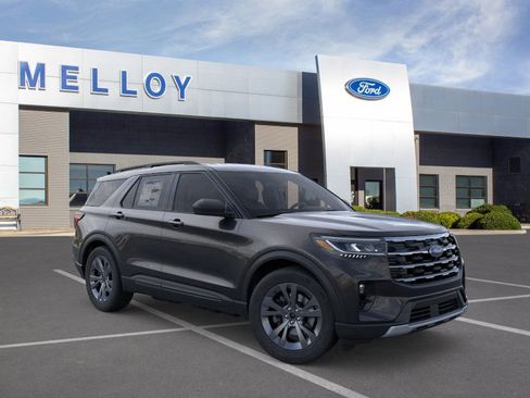 New 2026 Ford Explorer Active w/ Active Comfort Package image 7