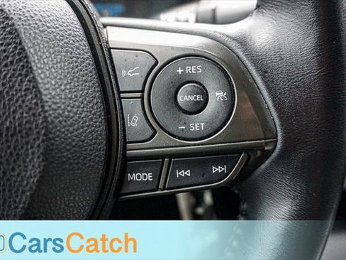 Used 2020 Toyota Corolla LE FWD image 31