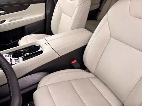 Certified 2025 Nissan Murano SV AWD/4WD image 19
