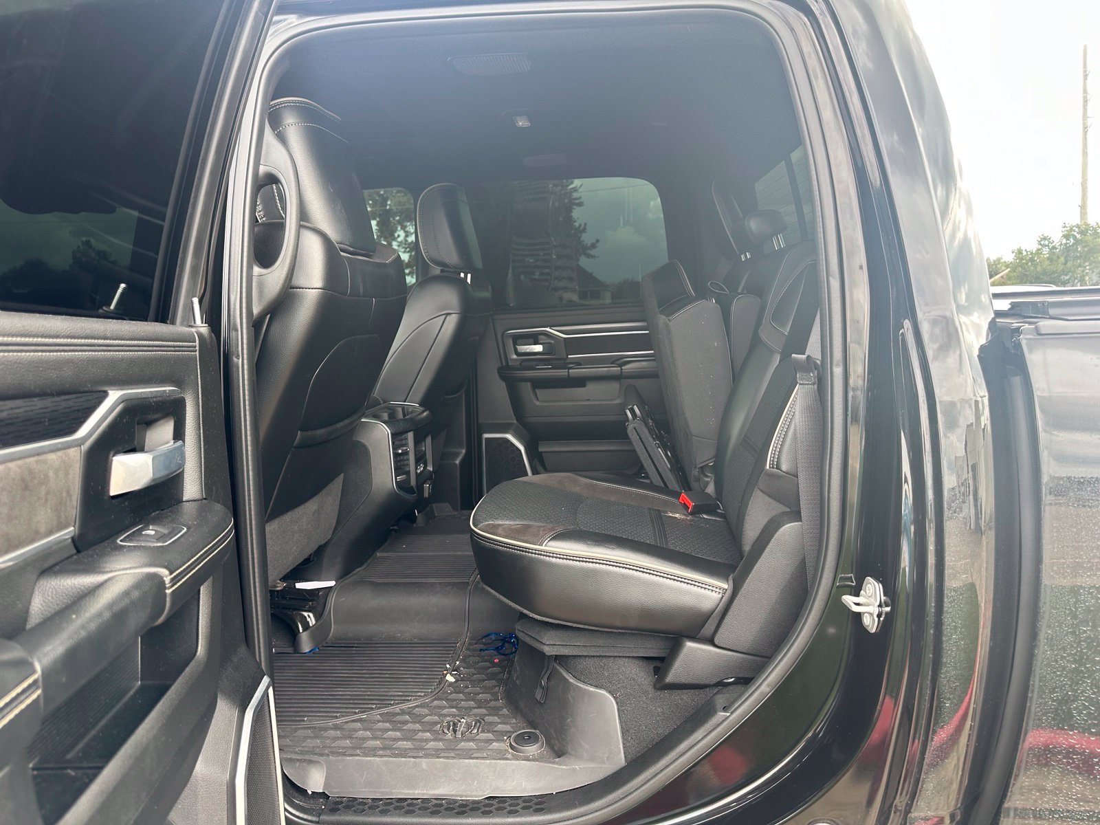 Used 2024 RAM 3500 Laramie w/ Night Edition AWD/4WD image 12