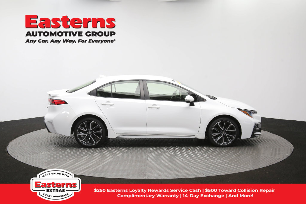 Used 2022 Toyota Corolla SE FWD image 43