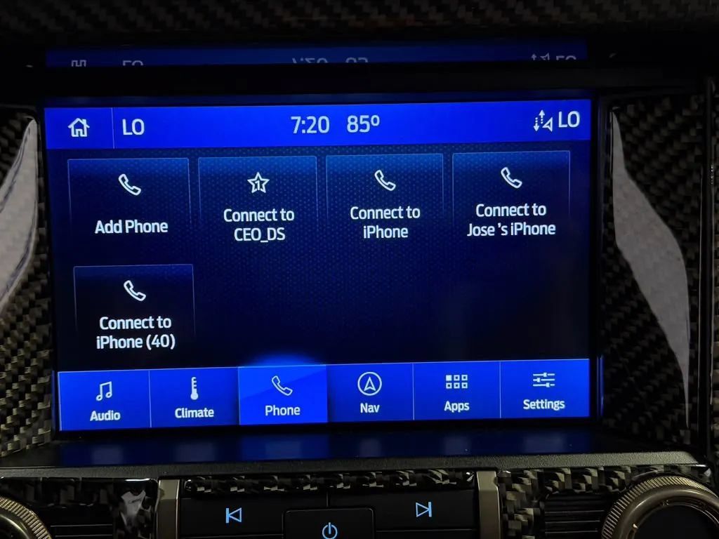 Used 2022 Ford Mustang Shelby GT500 w/ Technology Package RWD image 42