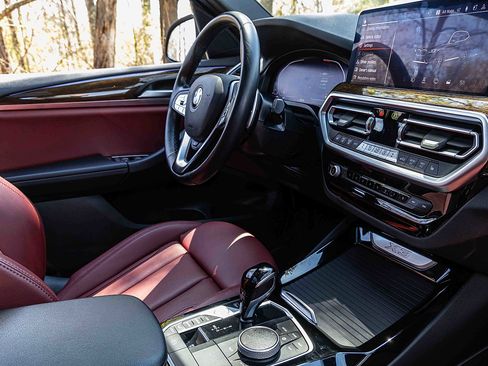 Used 2023 BMW X3 xDrive30i w/ Premium Package image 26