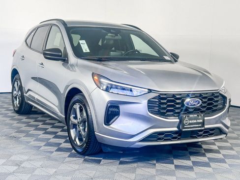 Used 2024 Ford Escape ST-Line image 1