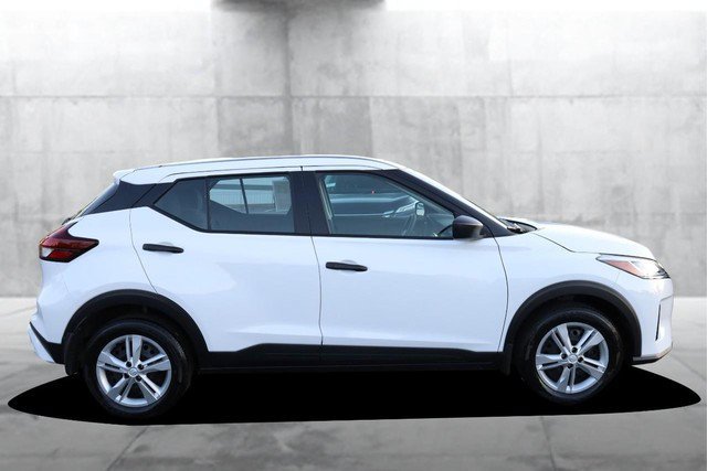 Certified 2025 Nissan Kicks Play S FWD image 5