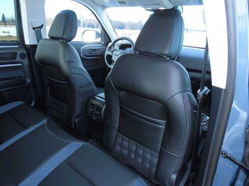 Certified 2025 Ford Bronco Sport Outer Banks w/ Outer Banks Tech Package+ image 25