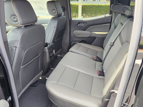 New 2026 Chevrolet Colorado ZR2 w/ Technology Package image 6