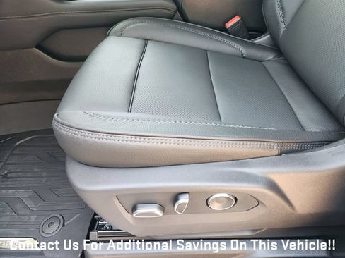New 2026 GMC Yukon XL Denali w/ LPO, Floor Liner Package AWD/4WD image 18