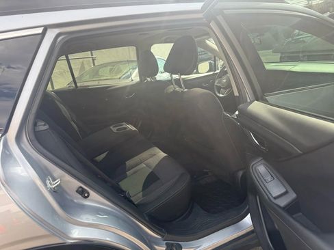 Used 2022 Subaru Outback Premium AWD/4WD image 27